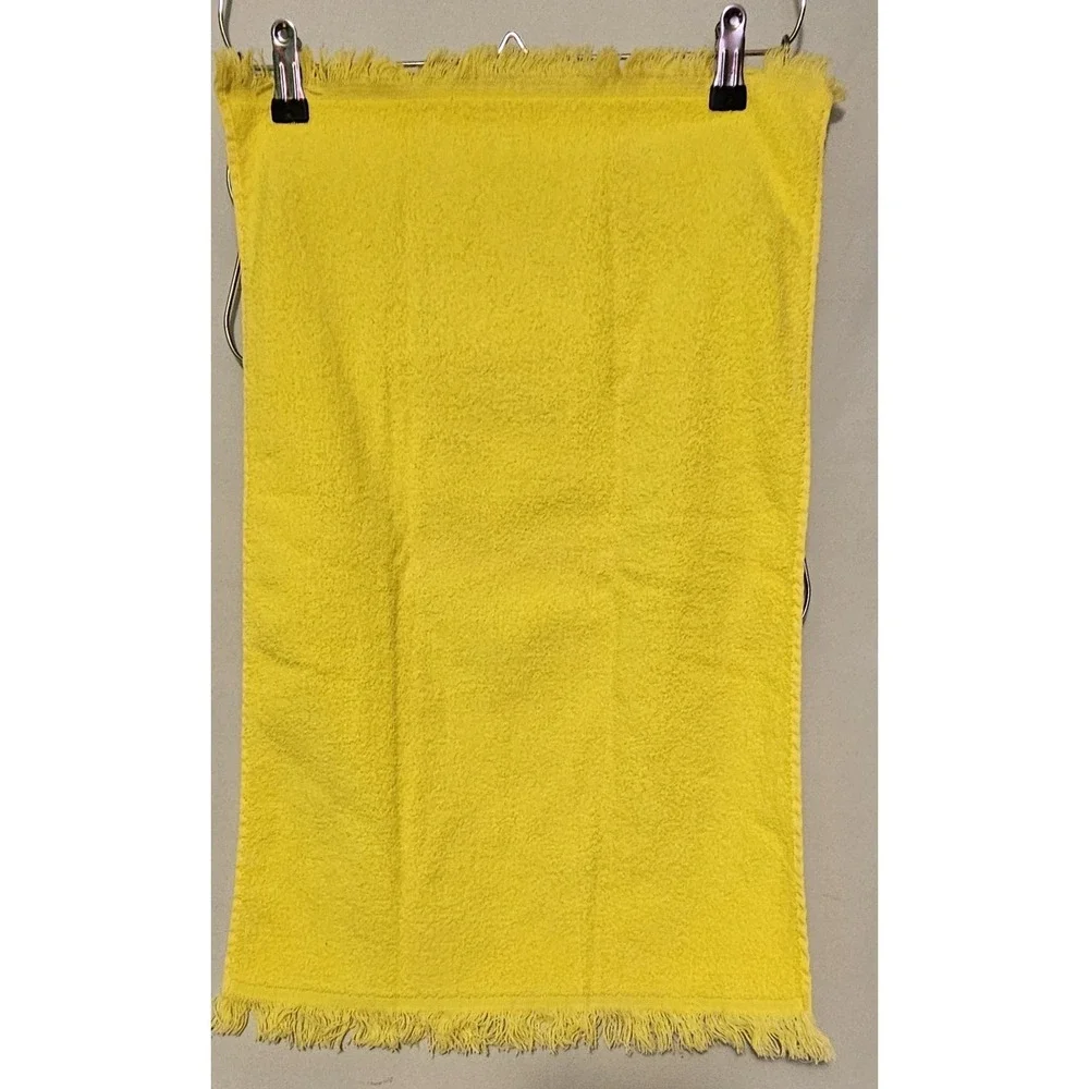Vintage 1970/1980 Set Of 4 Cannon Bright Yellow Hand Towels With Fringe USA